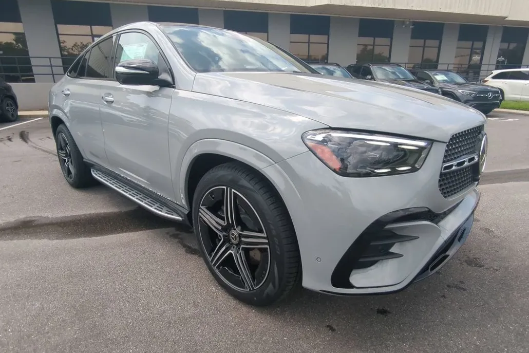 2025 Mercedes Benz GLE 450 4MATIC photo 1