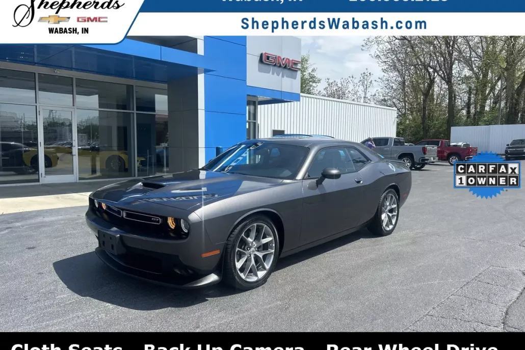2023 Dodge Challenger GT photo 1