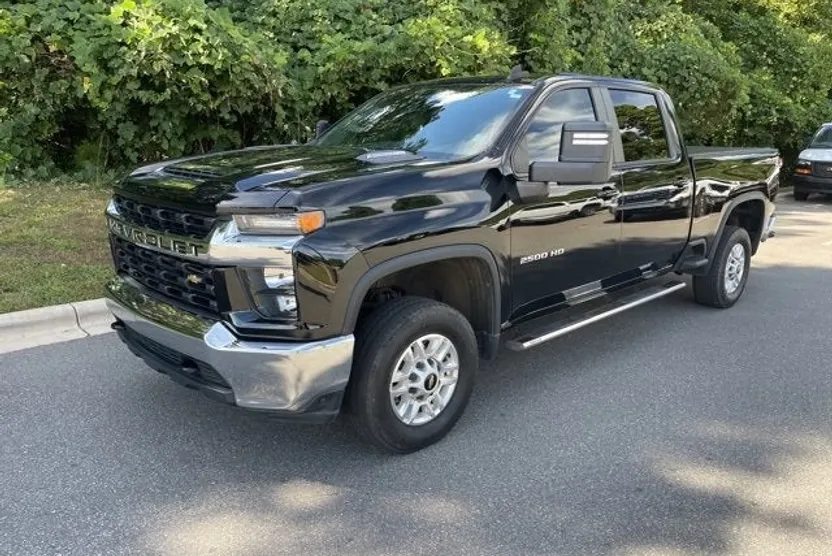 2021 Chevrolet Silverado 2500HD LT photo 1