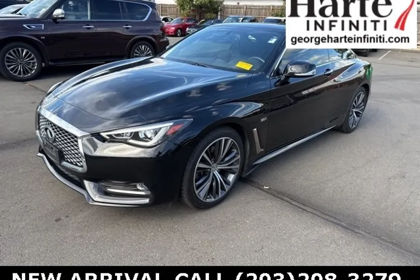 2018 Infiniti Q60 3.0t Luxe photo 1