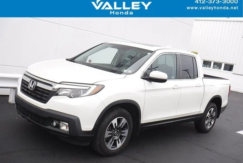 2019 Honda Ridgeline RTL-T photo 1