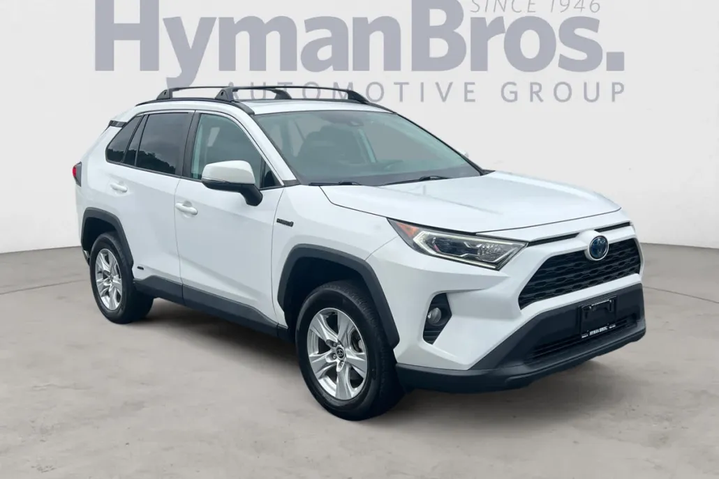 2021 Toyota RAV4 Hybrid XLE photo 1