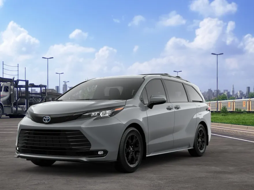 2025 Toyota Sienna Woodland Edition photo 1