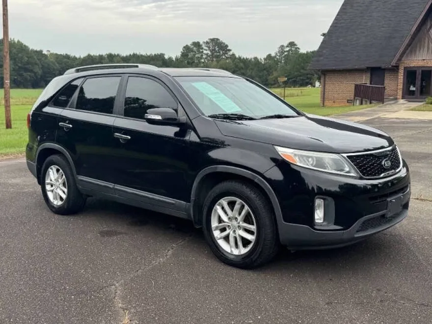 2015 Kia Sorento LX photo 1