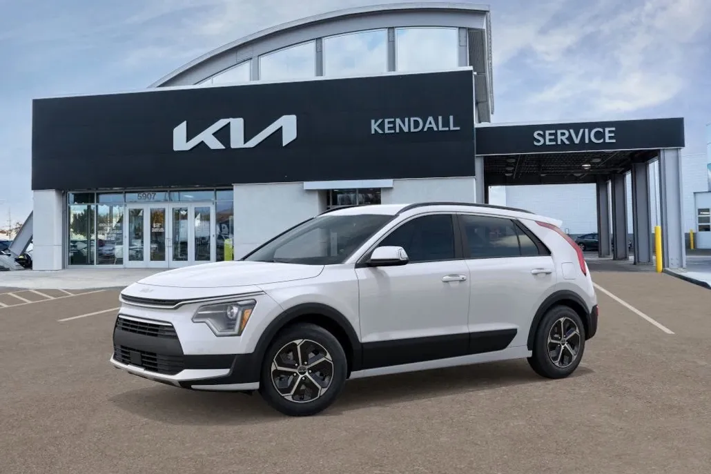 2025 Kia Niro EX photo 1