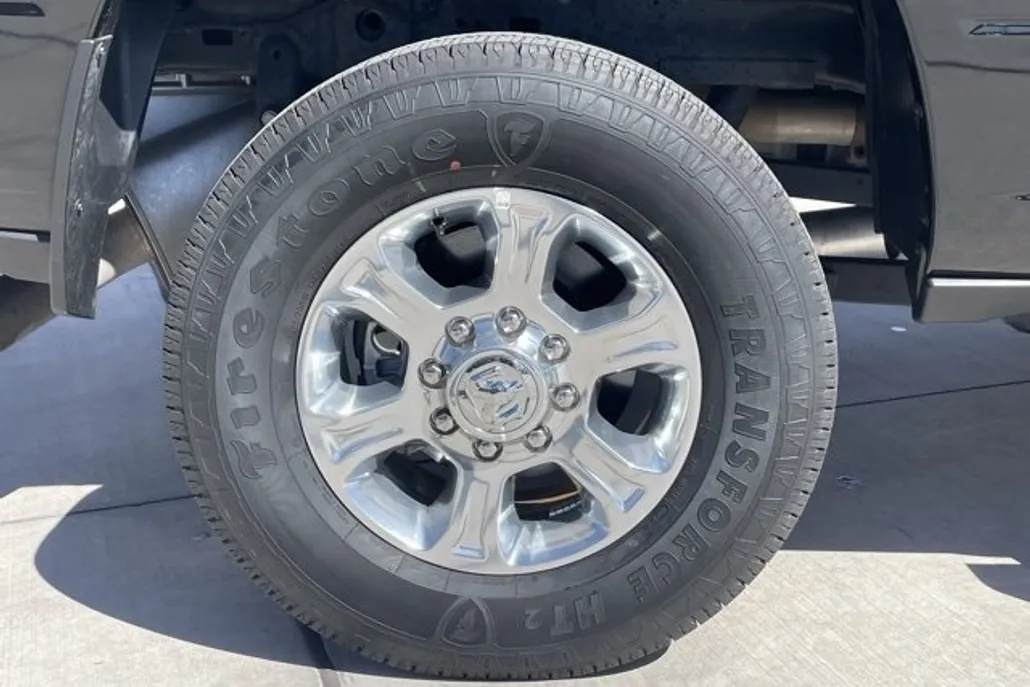 2024 Ram 2500 Big Horn photo 1
