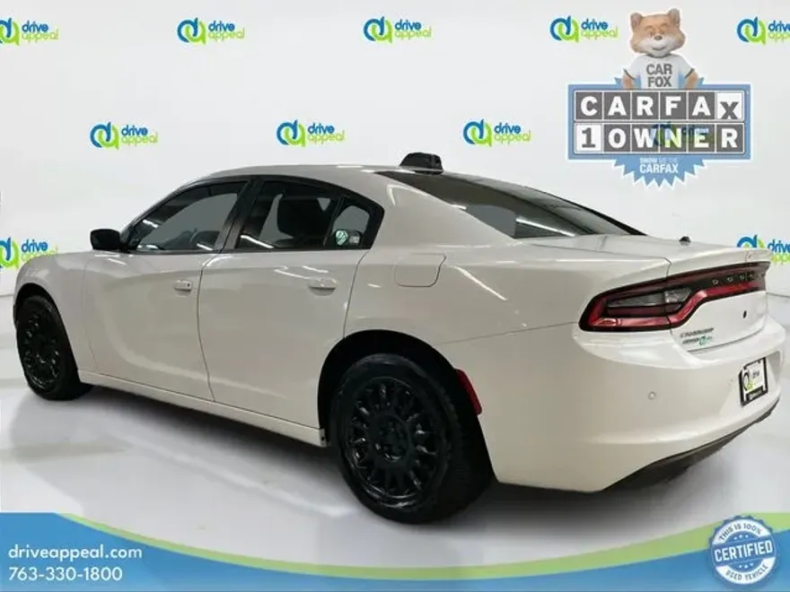 2021 Dodge Charger photo 1