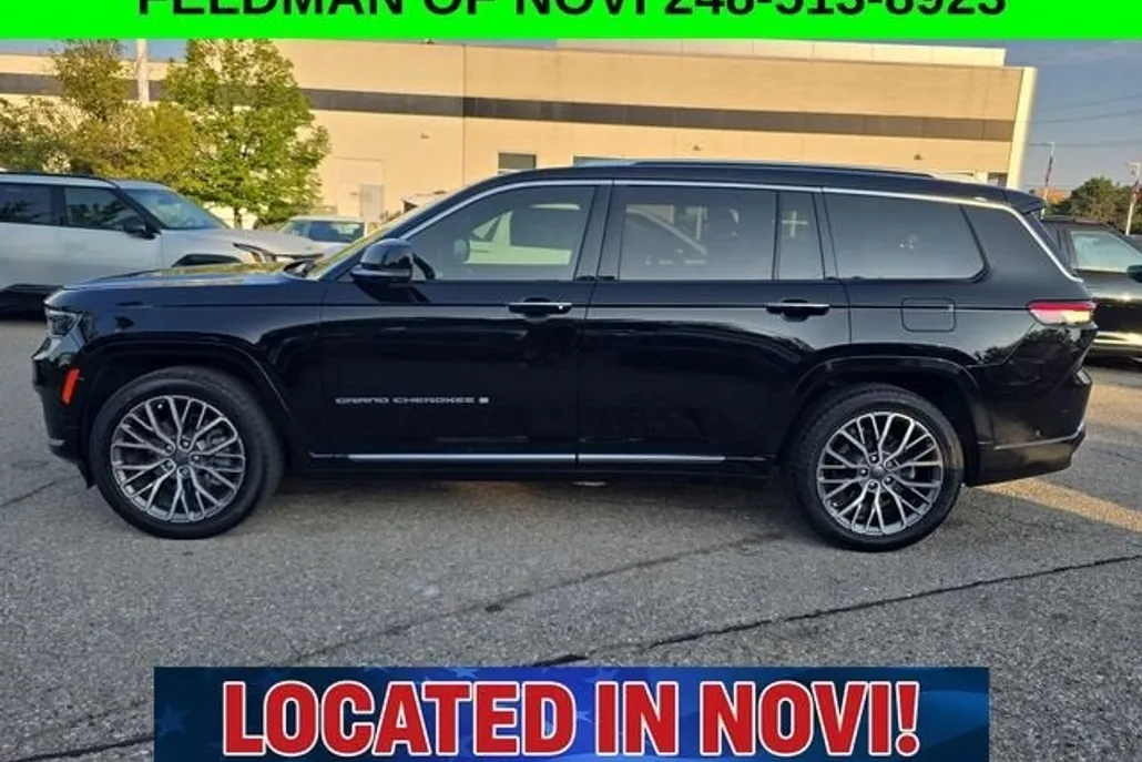 2023 Jeep Grand Cherokee L Summit Reserve photo 1