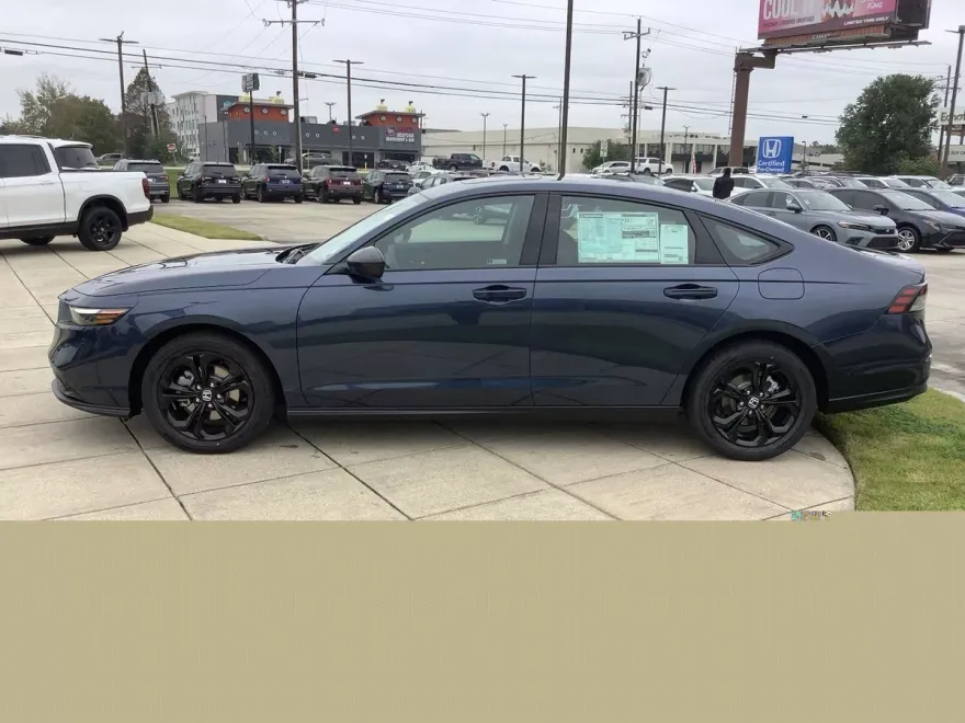 2025 Honda Accord SE photo 1