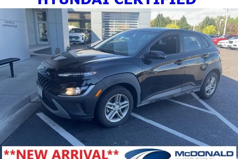2023 Hyundai Kona SE photo 1