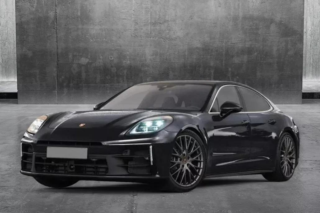 2025 Porsche Panamera 4 photo 1