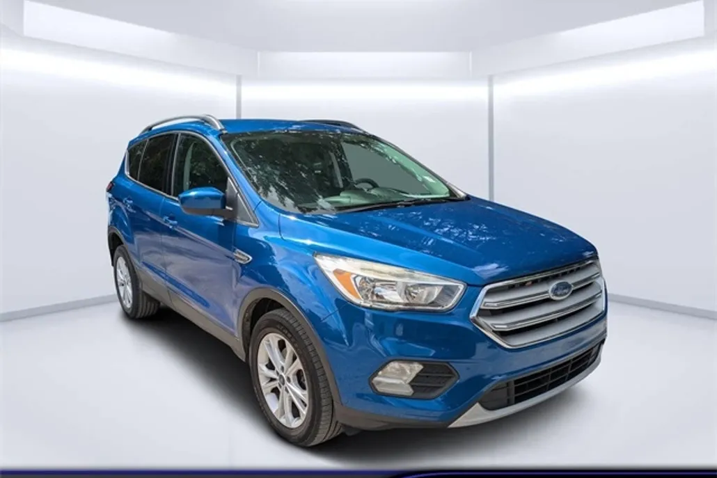 2018 Ford Escape SE photo 1