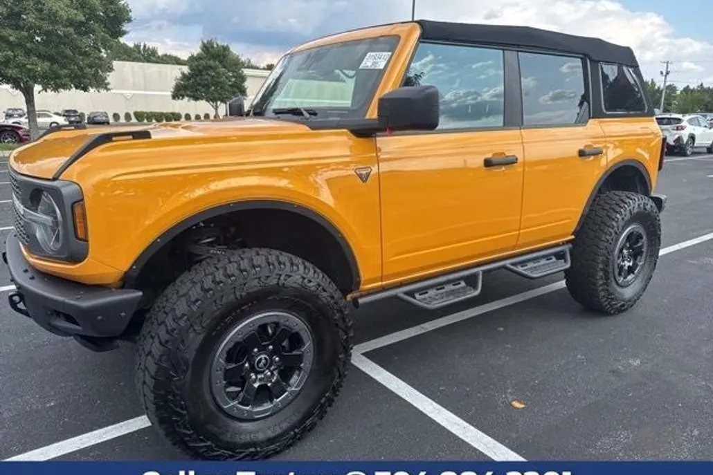 2021 Ford Bronco Badlands photo 1