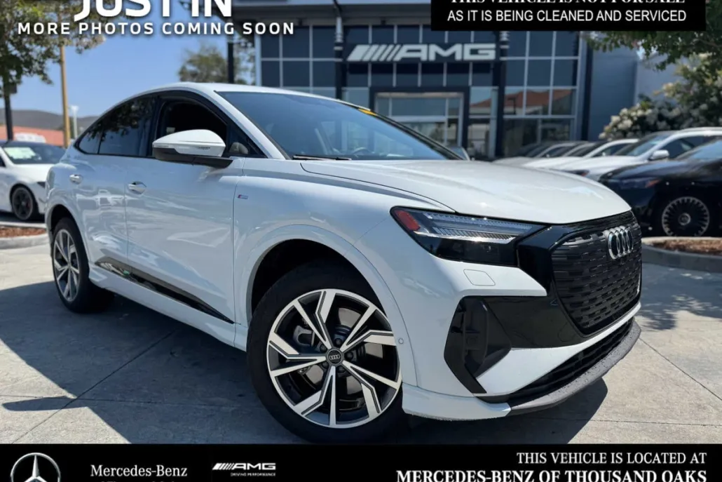 2024 Audi Q4 E-tron Sportback Prestige photo 1