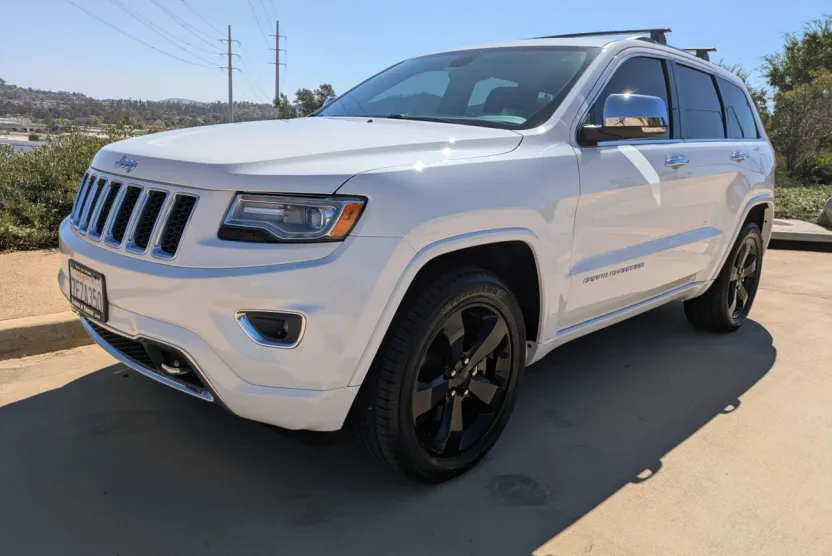2014 Jeep Grand Cherokee Overland Sport photo 1