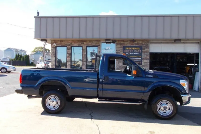 2013 Ford F-350 XL photo 1