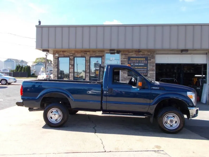 2013 Ford F-350 XL photo 1