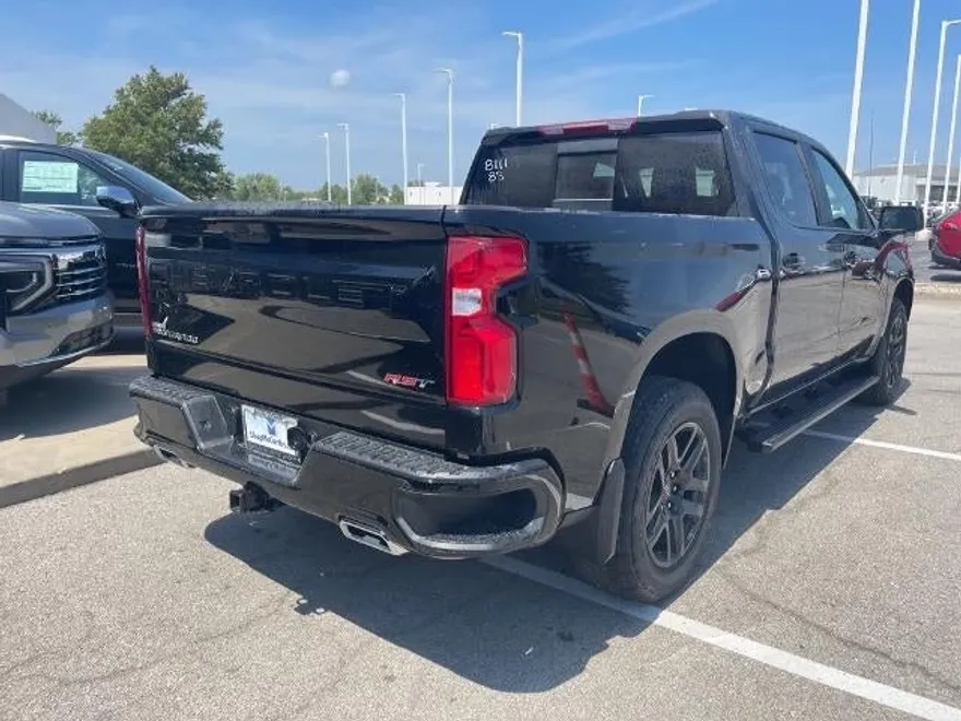 2026 Chevrolet Silverado 1500 RST photo 1