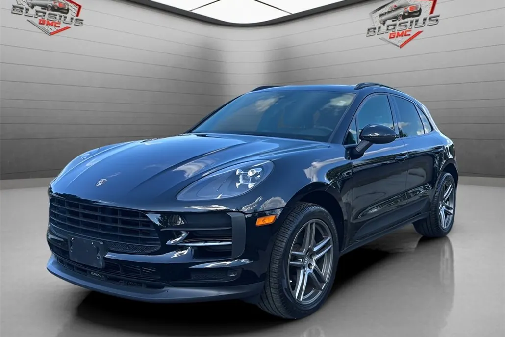 2020 Porsche Macan photo 1