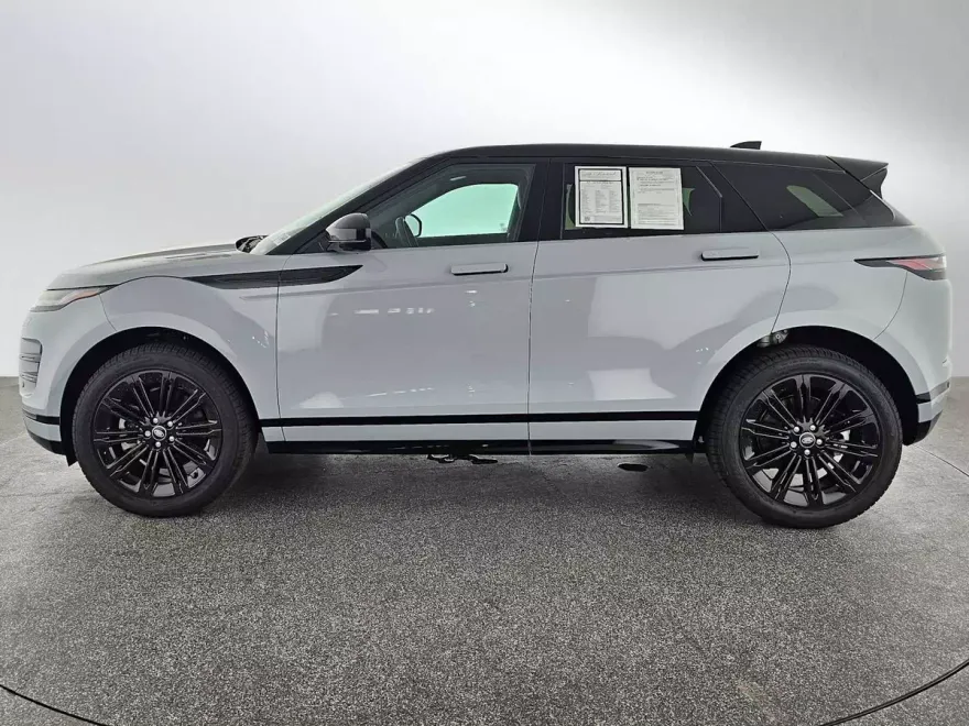 2025 Land Rover Range Rover Evoque Dynamic SE photo 1