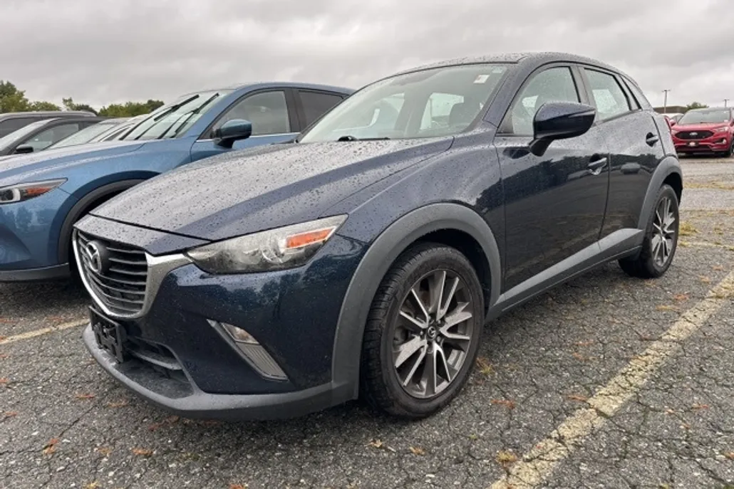 2017 Mazda CX-3 Touring photo 1