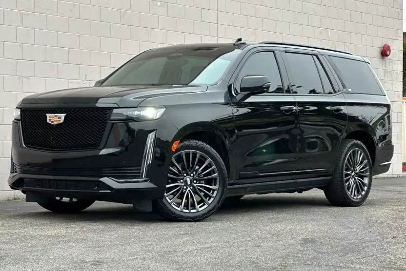 2021 Cadillac Escalade Sport photo 1