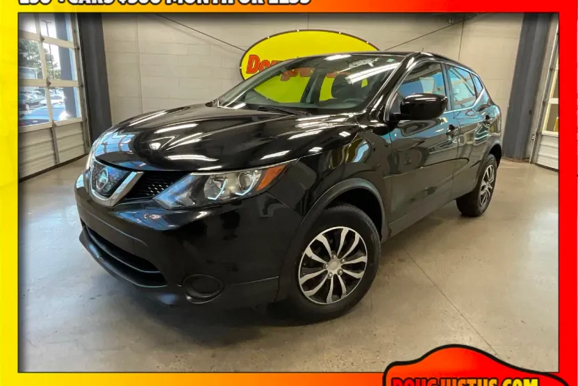 2018 Nissan Rogue Sport S photo 1