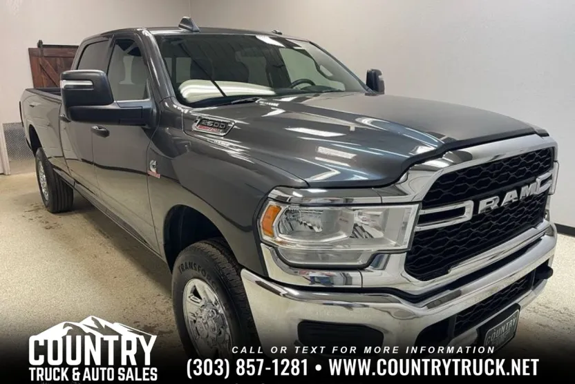 2023 Ram 2500 Tradesman photo 1
