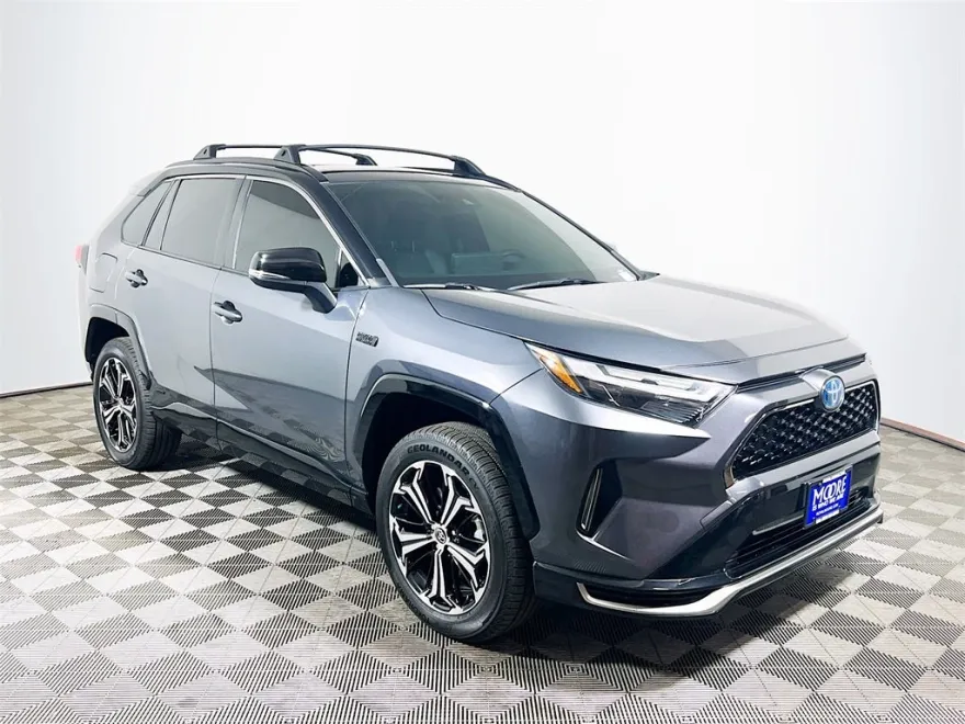 2023 Toyota RAV4 Prime XSE photo 1