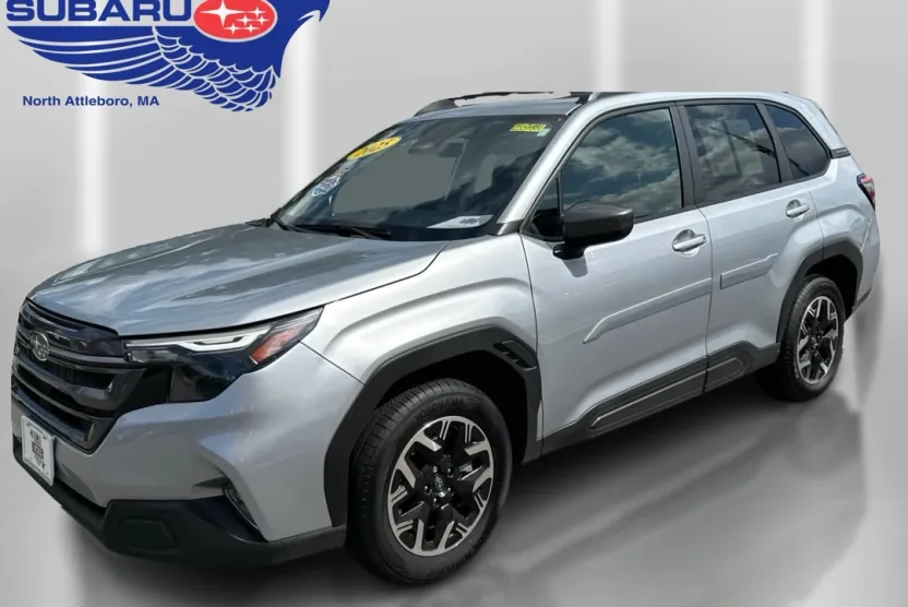 2025 Subaru Forester Premium photo 1