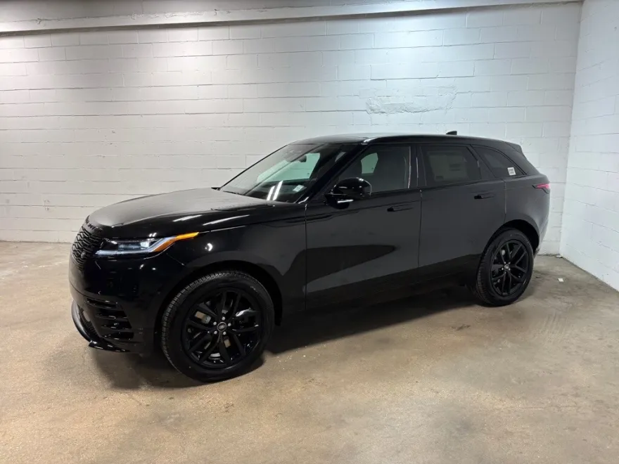 2026 Land Rover Range Rover Velar SE photo 1