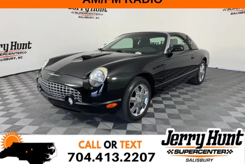 2002 Ford Thunderbird Base photo 1