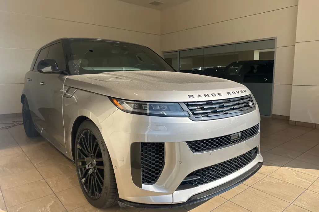 2024 Land Rover Range Rover Sport photo 1