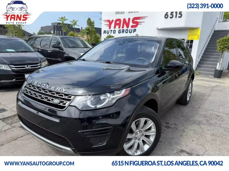 2019 Land Rover Discovery Sport SE photo 1