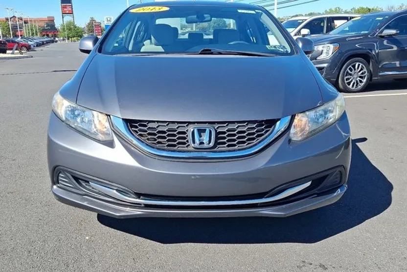 2013 Honda Civic LX photo 1