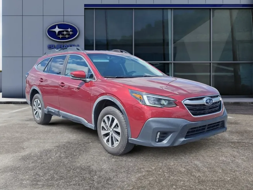 2020 Subaru Outback Premium photo 1