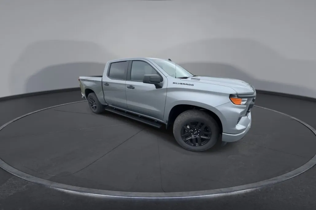 2026 Chevrolet Silverado 1500 Custom photo 1