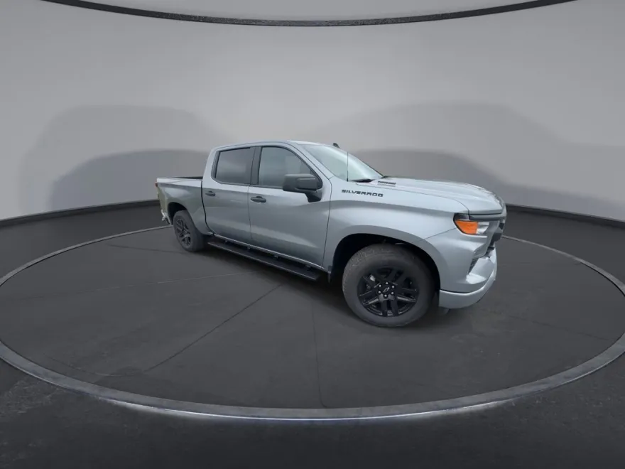 2026 Chevrolet Silverado 1500 Custom photo 1