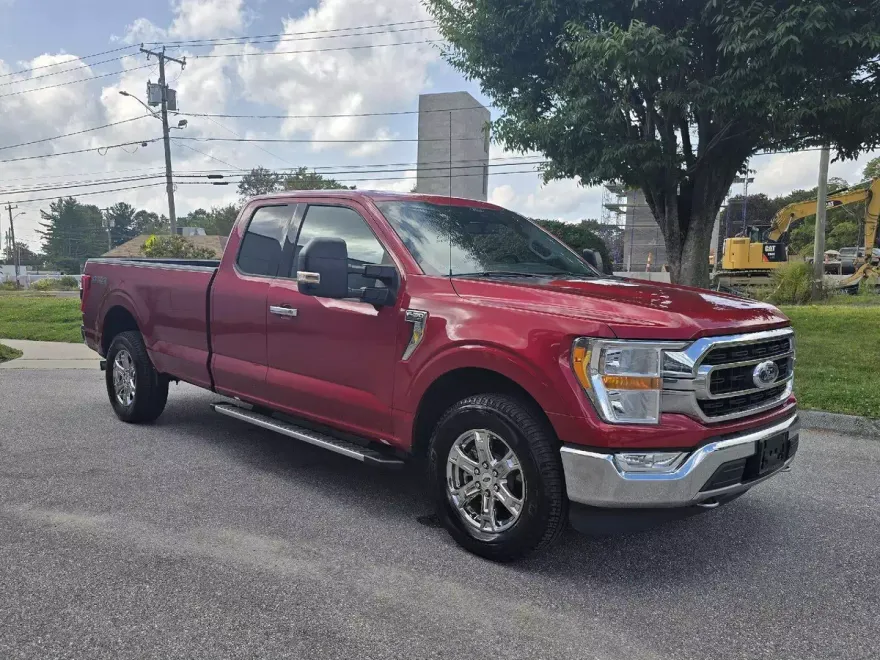 2021 Ford F-150 XLT photo 1
