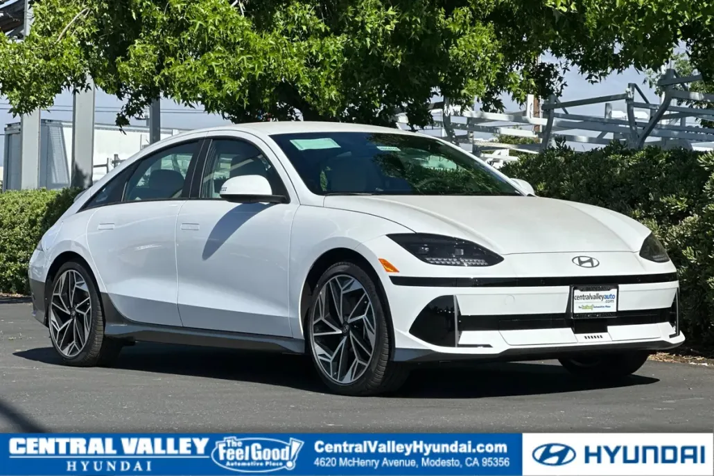 2025 Hyundai Ioniq 6 SEL photo 1