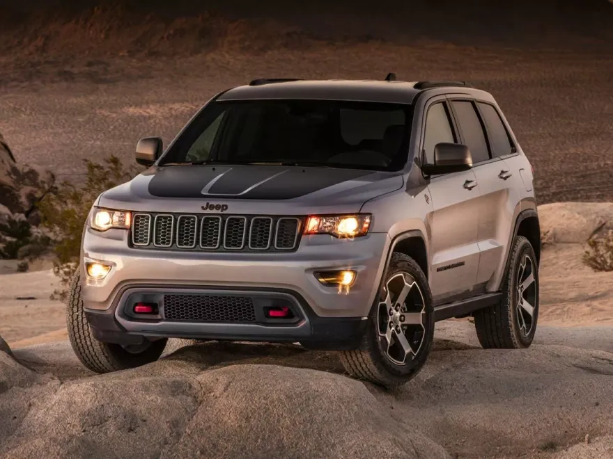 2021 Jeep Grand Cherokee Trailhawk photo 1