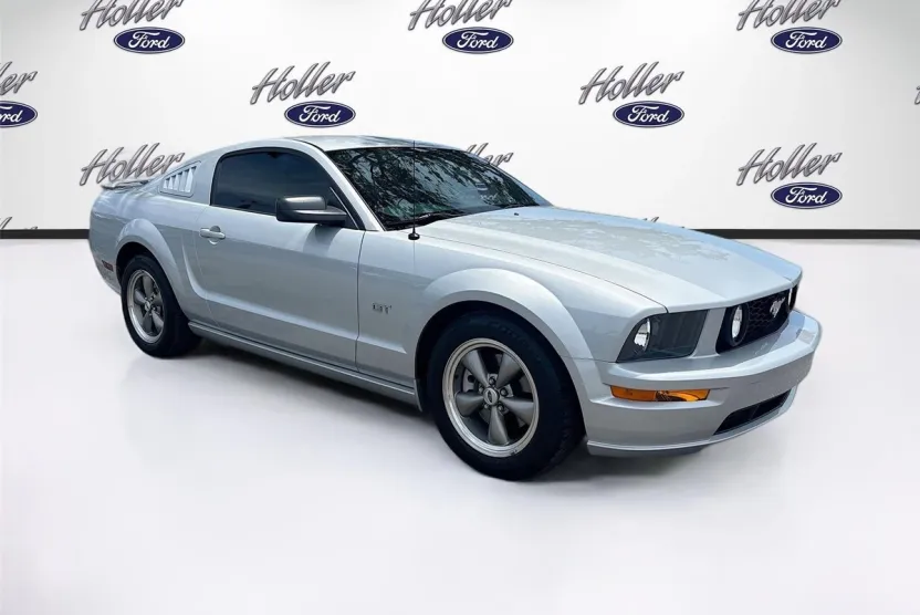 2006 Ford Mustang GT Premium photo 1