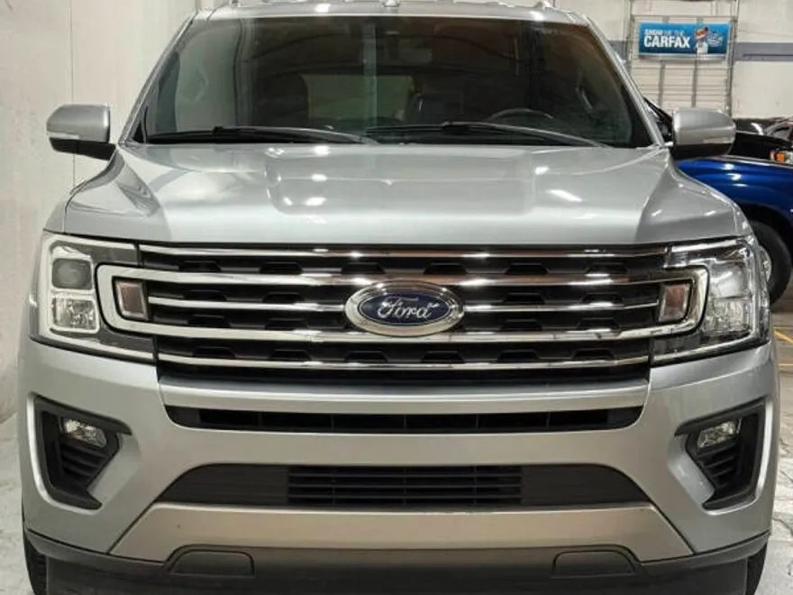 2020 Ford Expedition XLT photo 1