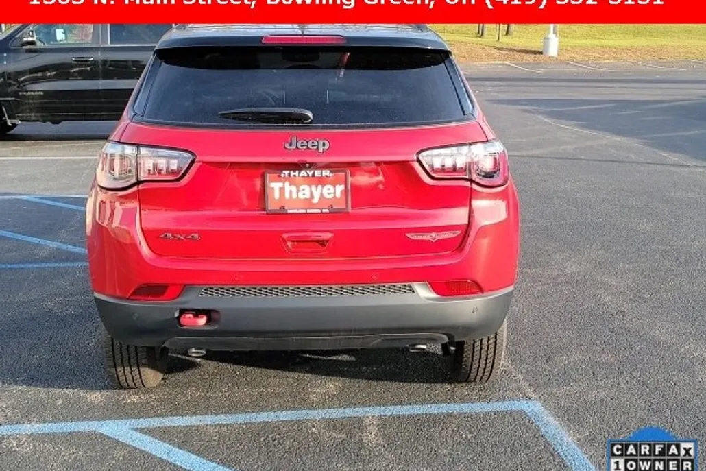 2023 Jeep Compass Trailhawk photo 1