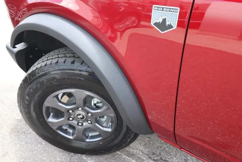 2025 Ford Bronco Big Bend photo 1