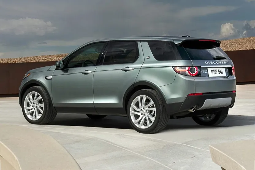 2016 Land Rover Discovery Sport SE photo 1