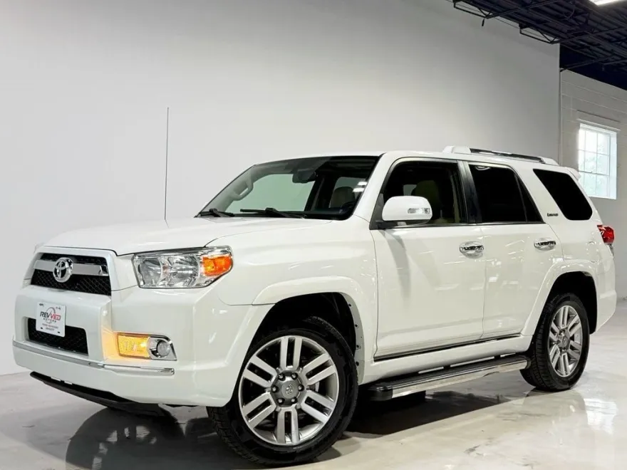 2013 Toyota 4Runner Limited photo 1