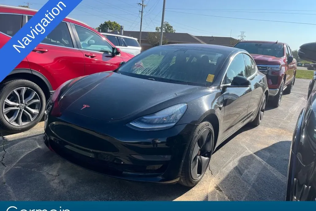 2019 Tesla Model 3 Mid Range photo 1