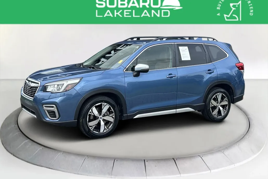 2020 Subaru Forester Touring photo 1