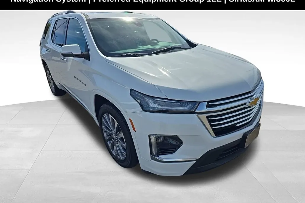 2023 Chevrolet Traverse Premier photo 1
